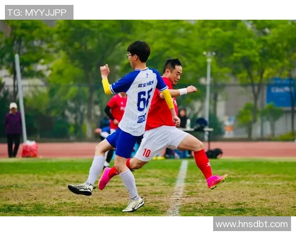 足球明星拼图大赛尽显球场风采与激情瞬间的精彩合集